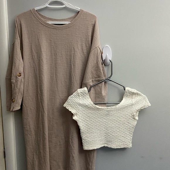 Sizes range from xs to medium. Brands: garage, forever21, urban outfitters. - Picture 10 of 14